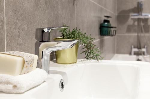 1 Bed Apartment - Long Term Rates- Contractors-Professionals-Relocators, Leeds (photo 6)