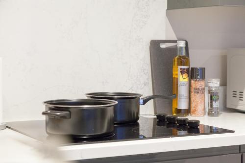 1 Bed Apartment - Long Term Rates- Contractors-Professionals-Relocators, Leeds (photo 7)