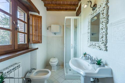 حمام, Casale Cinque Valli 8 in Centoia I