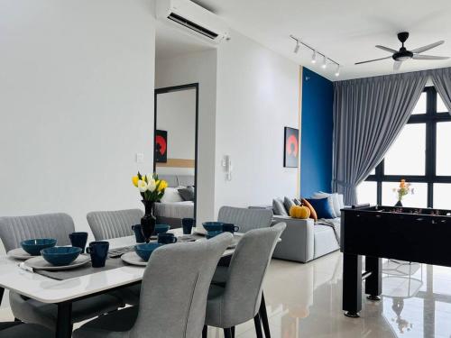 3BR-BlueVivid-Paradigm Residence by Guesthouse-6-9Pax 3BR-BlueVivid-Paradigm Residence by Guesthouse-6-9Pax