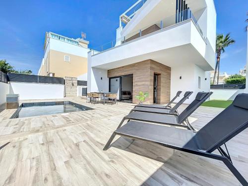 3089 - Villa Moncayo