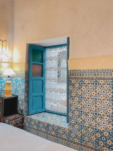 Riad Bouhalla 240m2 in der Medina mit Terrasse, Marakéš (fotografie 7)