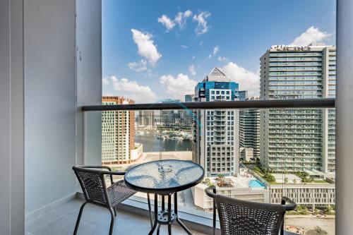 Hot Promo Chic Studio Close to Iconic Water Canal by Deluxe Holiday Homes, Dubai (photo 5)