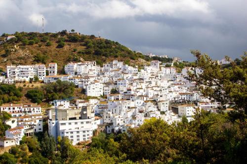 appartement gelegen aan de golfbaan op La Quinta Benahavis Marbella