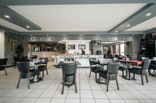 Restaurante, Brit Hotel La Bonne Etape in Evreux