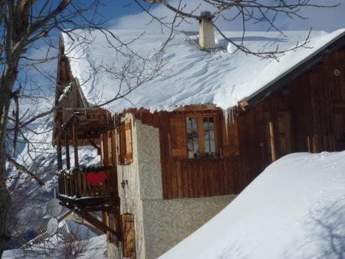 Chalet Authentique Mariouchka - 4 étoiles, avec Sauna, à 150 m des pistes ! - Domaine Alpe d'Huez gîte à louer Villard-Reculas