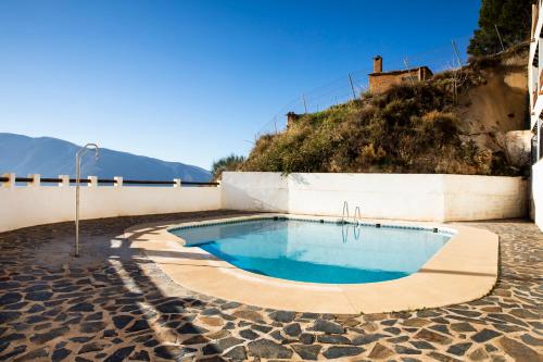 Úszómedence, Aura de la Alpujarra in Carataunas