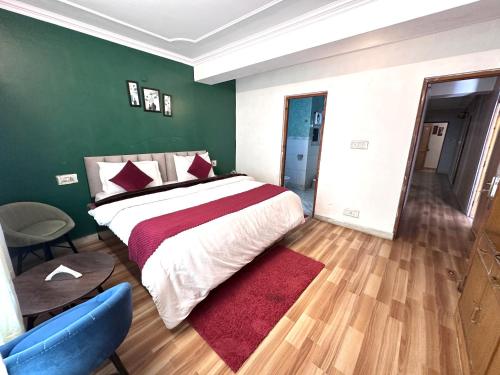 hotel photo