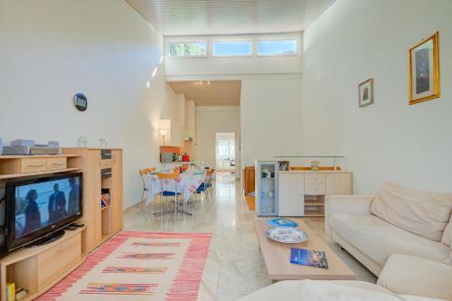 Miralago Lakeview Morcote With Pool - Happy Rentals in Morcote