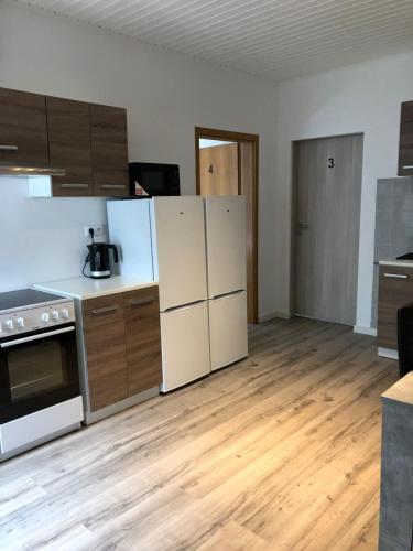 Monteurwohnungen in Andervene in 弗雷倫