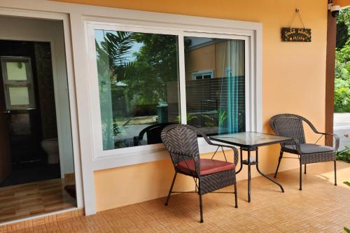 Balcony/terrace, 99 House near Boon Kanjanaraam Temple