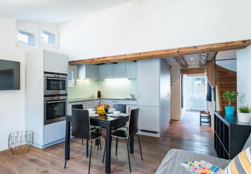 HITrental Schmidgasse - Apartments, Цюрих (фото 10)