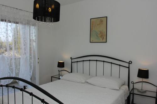 Five-Bedroom Holiday Home image 10