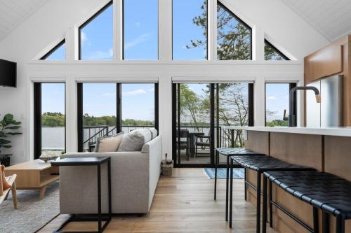 Cottage on the lake in Traverse City, USA