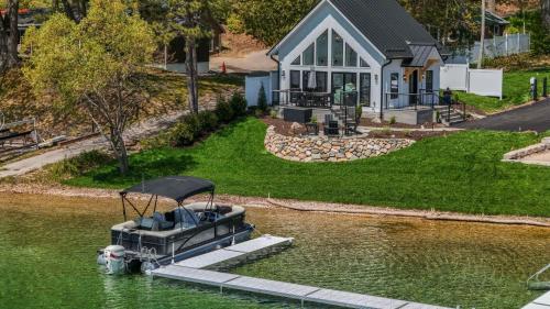 Resort on the lake in Traverse City, USA