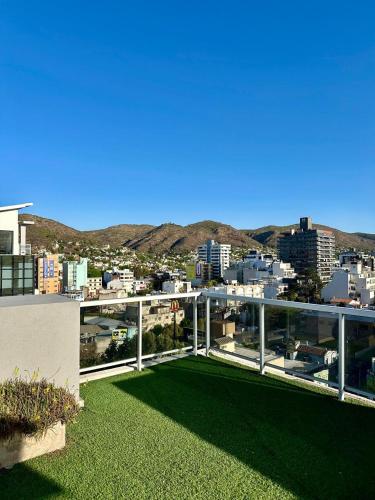 발코니/테라스, Depto "Encantable" Pleno Centro, Pile en Terraza, Aire Ac in 비야 카를로스 파스