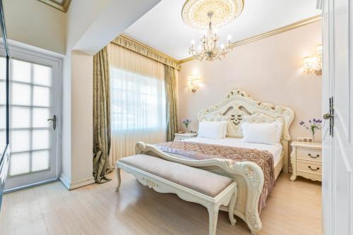 Elegance East Hotel Room Type - Duplex Suite