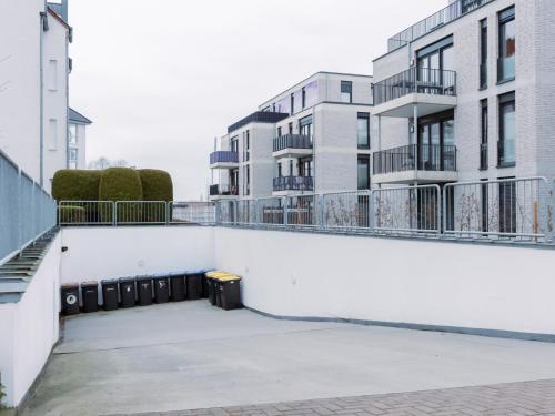 リューベッケ Lio Suite Deluxe Apartment Kuche Terrasse Parken Netflix 4つ星 シングルルーム レストラン