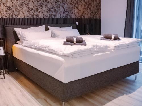 リューベッケ Lio Suite Deluxe Apartment Kuche Terrasse Parken Netflix 4つ星 シングルルーム スイート