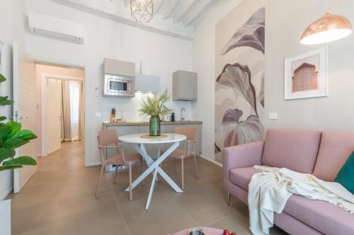 Alocasia Dream Room Type - One-Bedroom Apartment