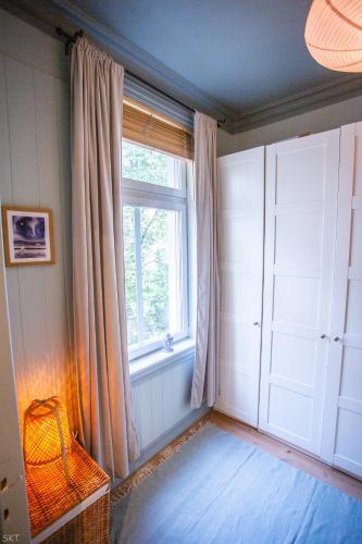 Charming 1800s Apt w fireplace and free parking, Oslo (photo 9)