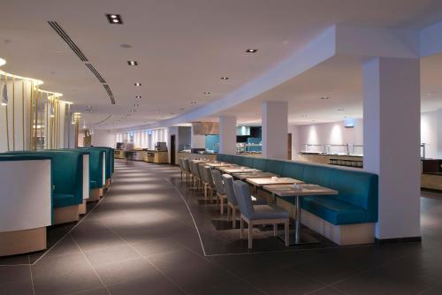 Restaurant, Meliá Dunas Beach Resort & Spa - All Inclusive (Melia Dunas Beach Resort & Spa - All Inclusive) in Santa Maria
