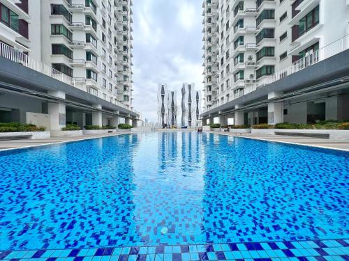 Big Family 3br Condo W/ Netflix & Near Lrt - Sentul