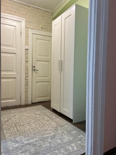 One-Bedroom Apartment image 7