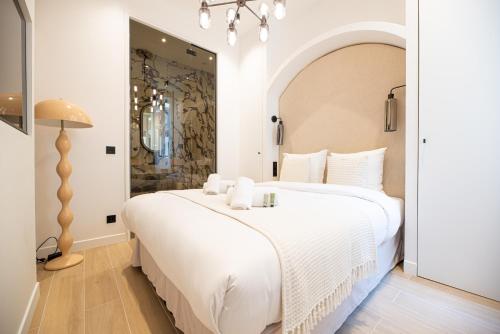 Lovely & Romantic Suite near Bastille, París