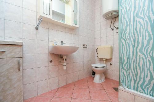 Apartments Jakov - image 5