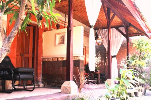 ホテル サヌール インダー