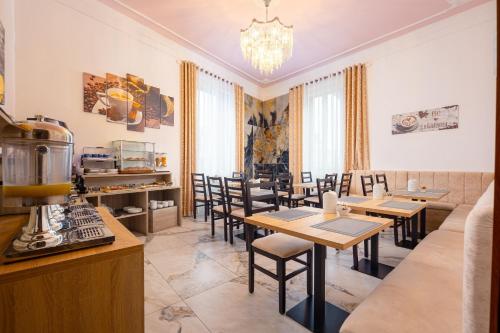 Lilium Hotel