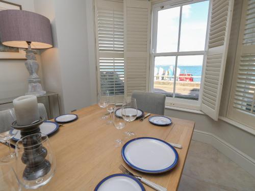 Hotellet från utsidan, Coronation House in Nettlestone and Seaview