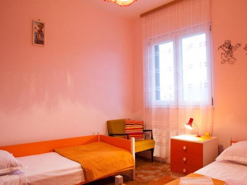 Apartment Hajdi - with large terrace - image 12