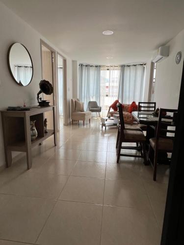La Ma' Suites