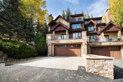 Gorgeous Mountain Family Getaway, Near Lionshead in Vail, USA