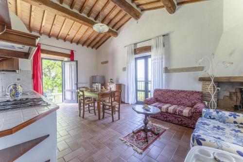 Capanna Podere Marcigliana Pool Wi-fi, Radicondoli