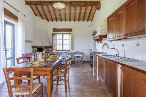 Capanna Podere Marcigliana Pool Wi-fi, Radicondoli