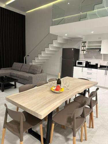 Beach Walk Condo 3br in Replay residence in Tha Chang