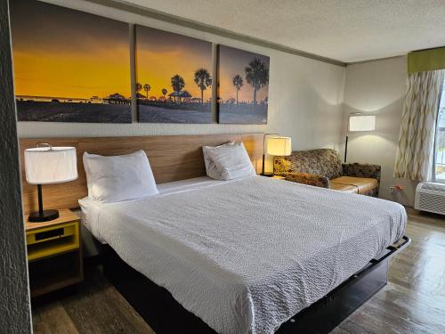 เดย์ อินน์ บาย วินด์แฮม วอชิงตัน (Days Inn by Wyndham Washington) in วอชิงตัน (NC)