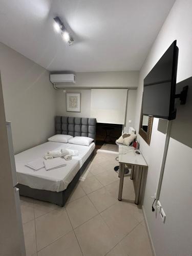 Silver's room, Calcide