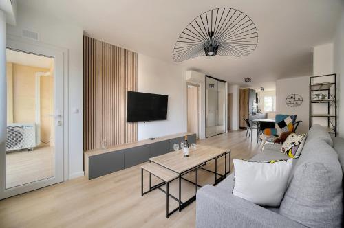 Moderne 2 chambres TERRASSE, MARTINEZ CARLTON A2B249 - Tap to explore photos