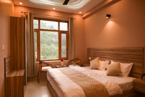 Zankhrpas A Himalayan Home - Manali in Larankelo