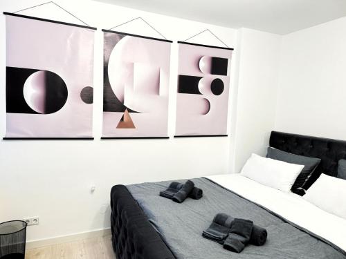 HolidayHome Apartments I Spacious 130qm Apartment Near Berlins Top Sights - image 3