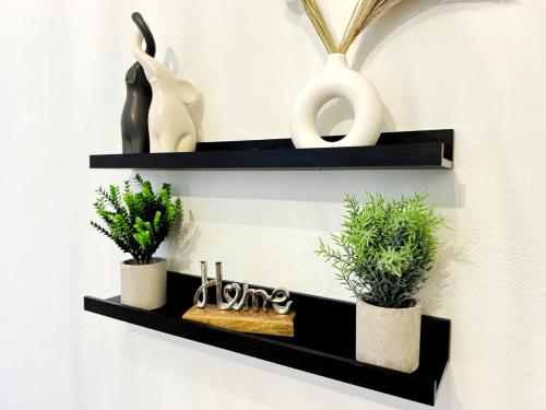 HolidayHome Apartments I Spacious 130qm Apartment Near Berlins Top Sights - image 6