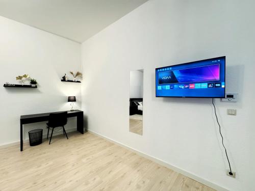 HolidayHome Apartments I Spacious 130qm Apartment Near Berlins Top Sights - image 11