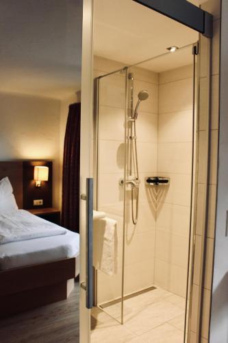 ฝักบัว, Pension Auwirt Saalbach in ซาลบาค