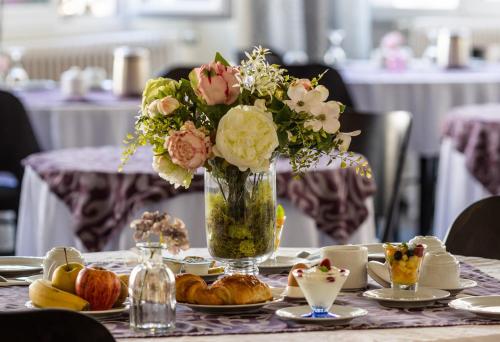 อาหารและเครื่องดื่ม, Grand Hotel Du Nord in เวอซูล