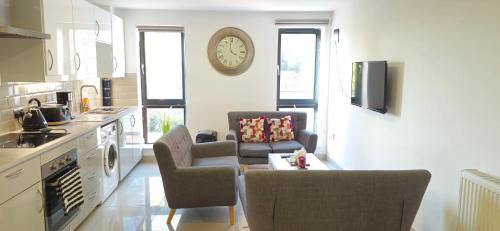MPL Ensuites with kitchenettes Suites - Leeds City - Netflix & WIFI- First Direct & 02 Arena- LGI Hospital & Uni 5 Mins, Leeds (Foto 11)