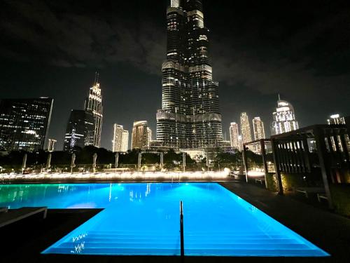 Stunning 2BR at Address Opera, Front-Row Burj Khalifa Views, Dubai